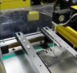 Máquina de electroerosión por hilo CNC de velocidad media